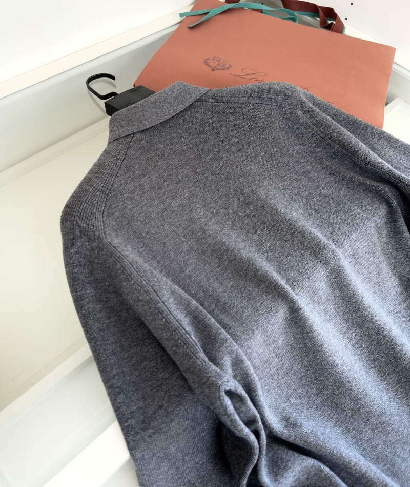 L0r0 P1ana sweater